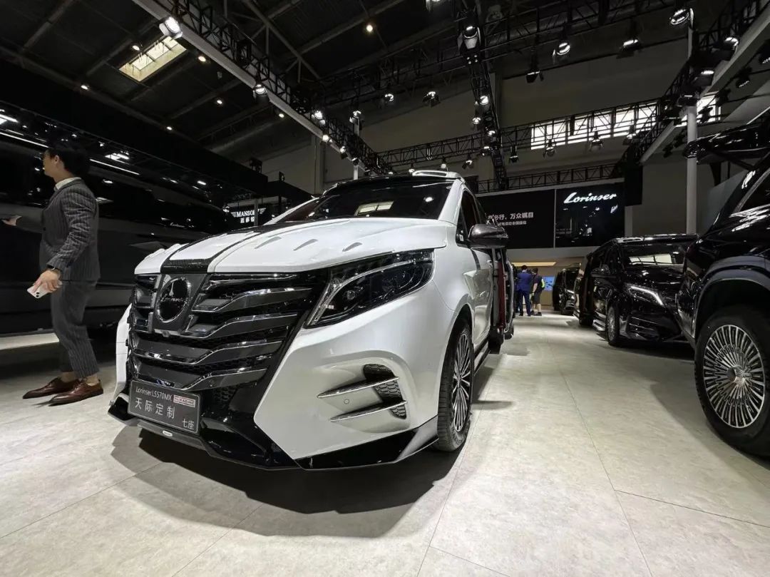 Lorinser LS570MX 전시 차량