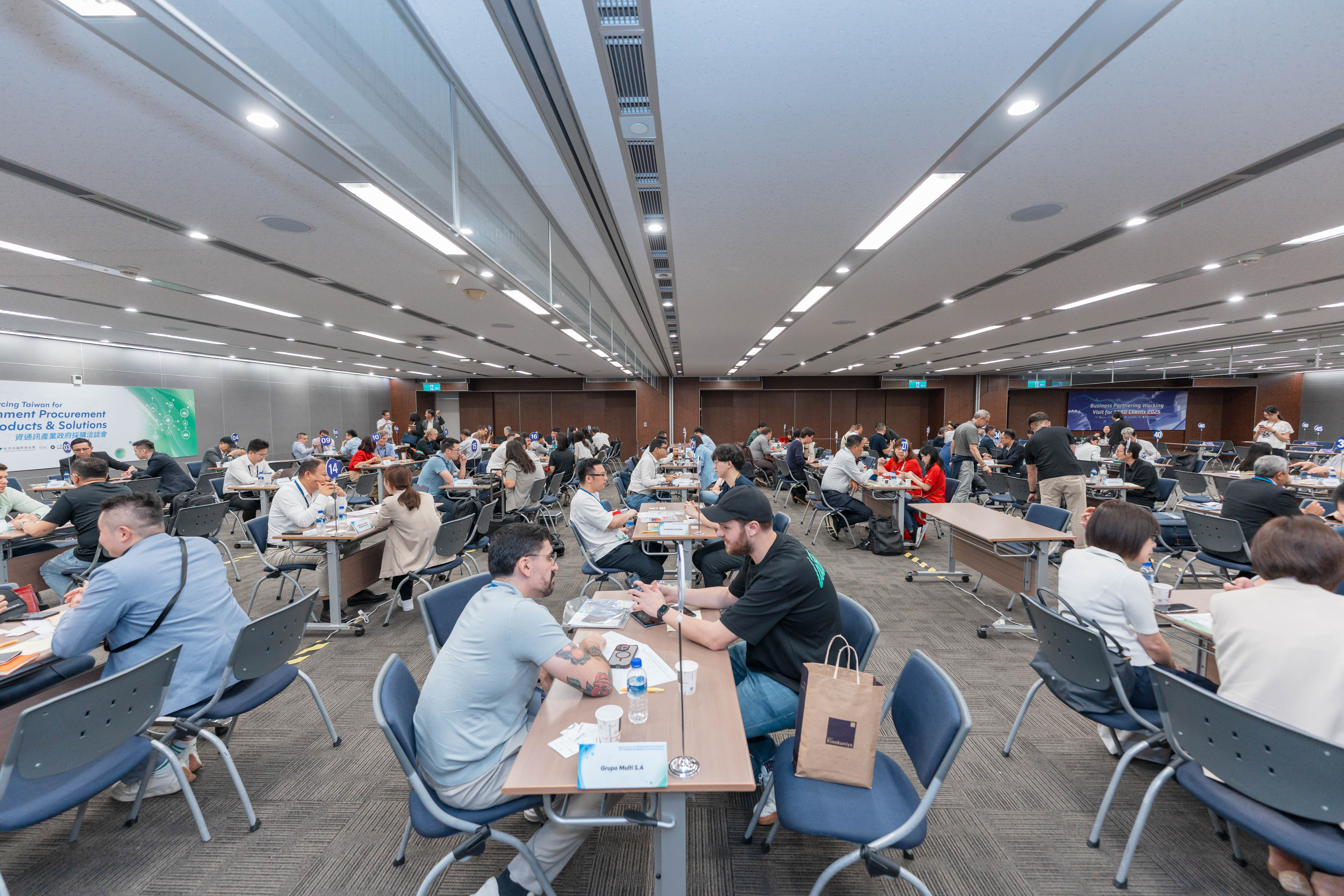 전시 부스 현장