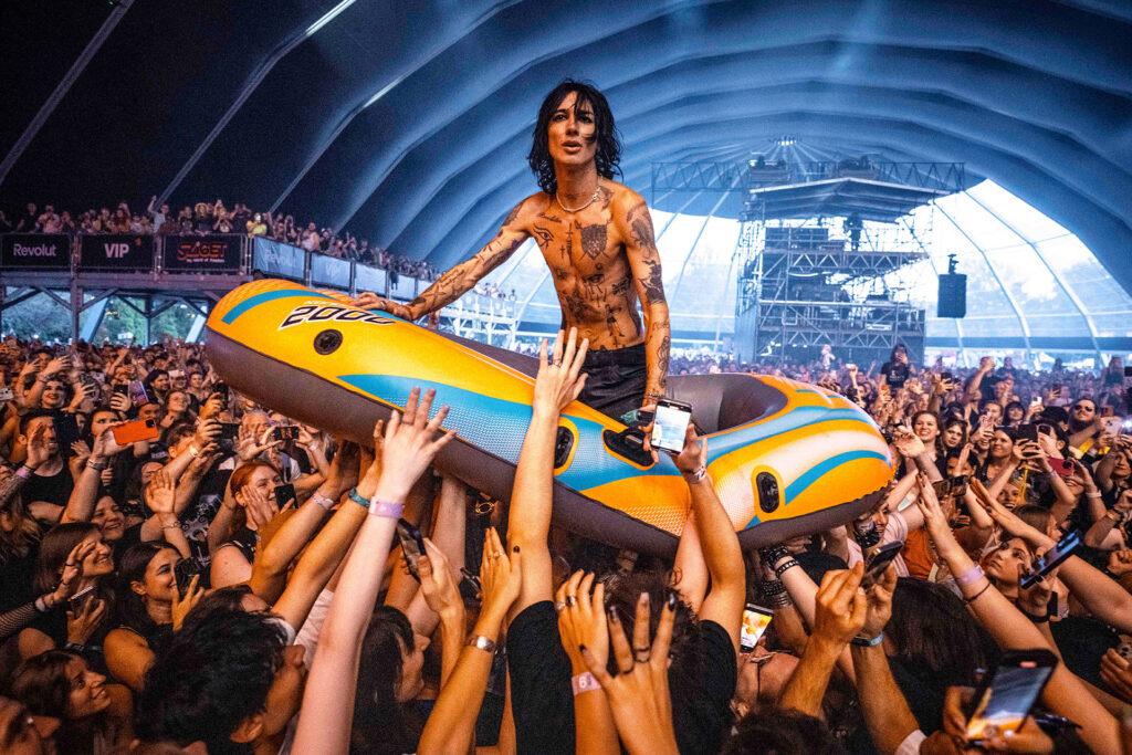 Crowd surfing